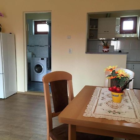 Ferienwohnung Bicsak Apartman Joseni Exterior foto